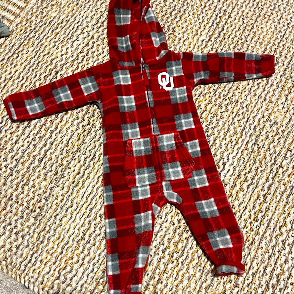 OU hooded Fleece sleeper 3-6mo